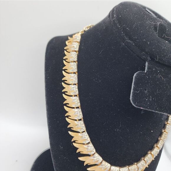 VENDOME FRANCOIS Gold Necklace "FIRE FLAMES"Swarovski Crystal SIGNED Pegasus - Picture 5 of 6